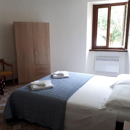 appartamenti B&B chez Patty Castel San Pietro Kültér fotó